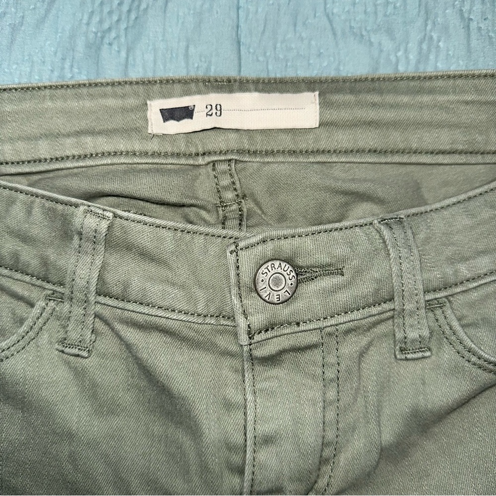 Levi’s size 29 jeans